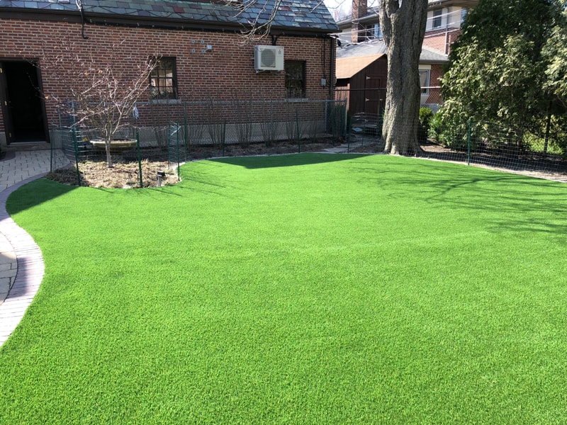 Lawn-Artificial-Grass-Groturf-A-After-min