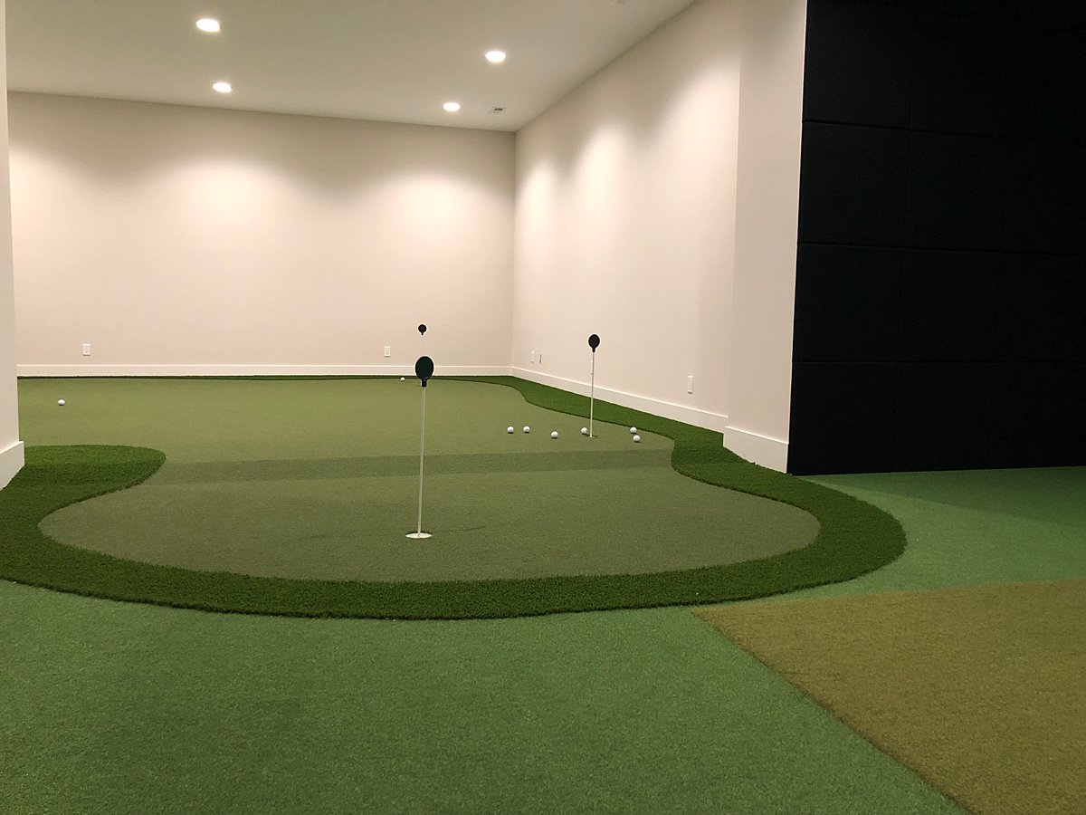 Why a Putting Green in Your Home May Be The Best Idea You've Ever Had