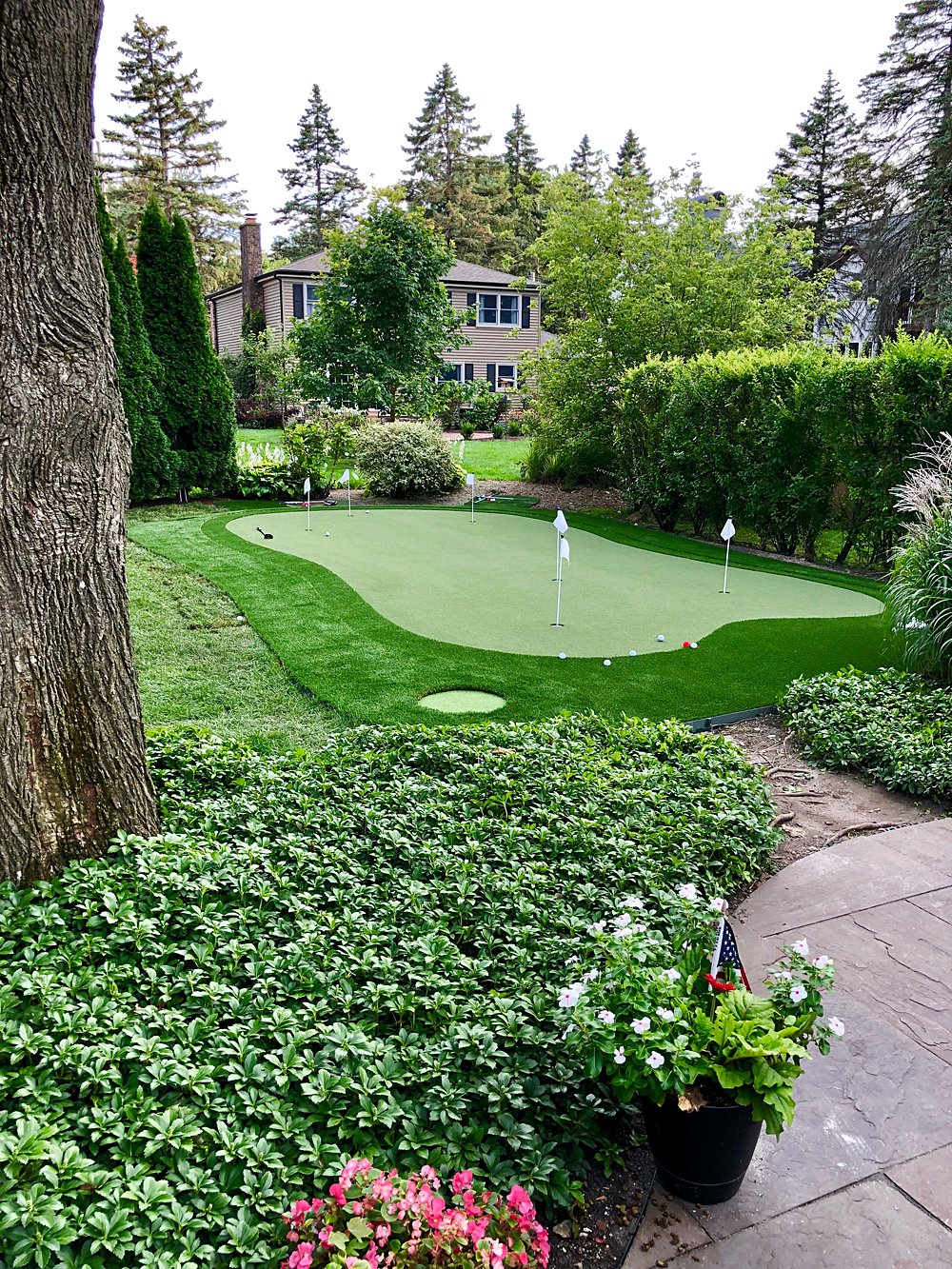 putting green turf outdoor on Residential Putting Greens In Chicago Groturf Inc